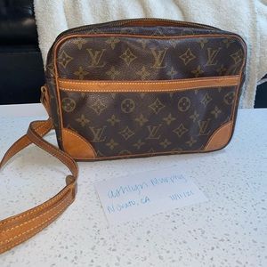 Louis Vuitton Vintage Monogram Trocadero Crossbody 🤎